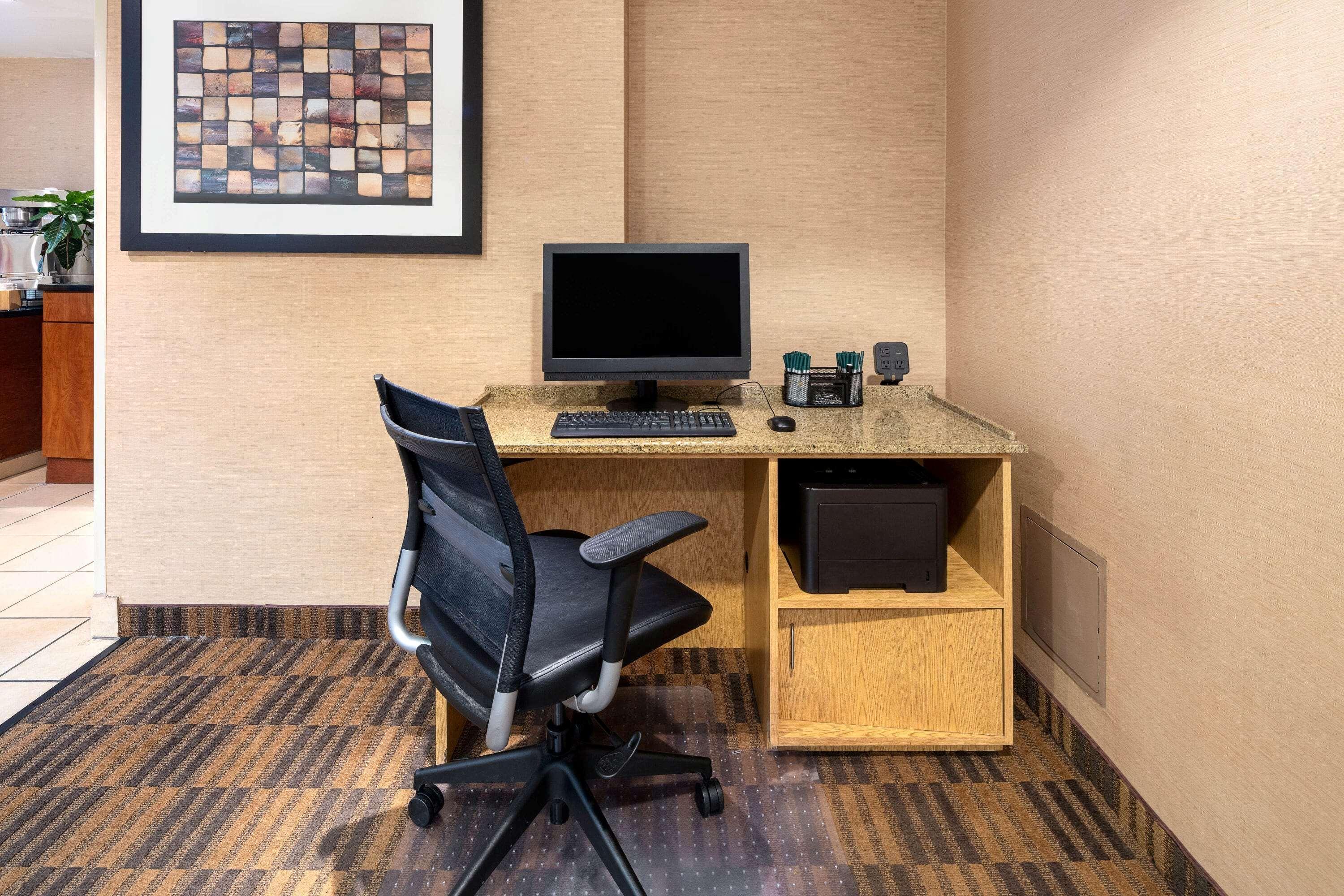 La Quinta By Wyndham Thousand Oaks-Newbury Park Екстер'єр фото